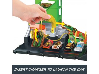 Mattel Hot Wheels City Super Recharge Fuel Station HTN79